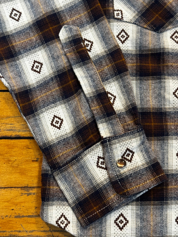 Japanese Western flannel with brown Trocus Pearl snap buttons