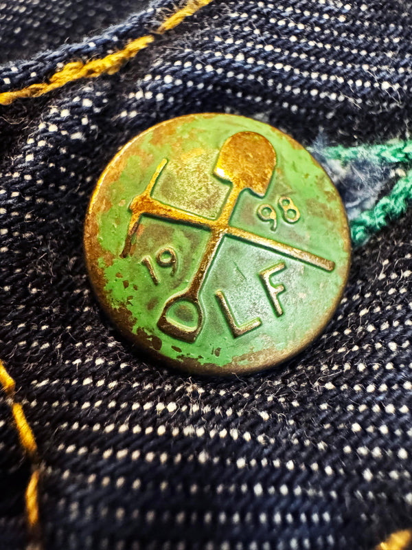Vintage button with '1998' denim 